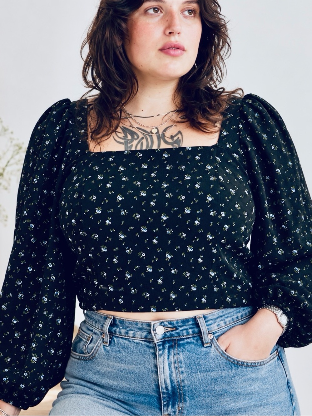 Levi’s Finn Floral Blouse | Square Neck + Open Back | Plus Size 1X